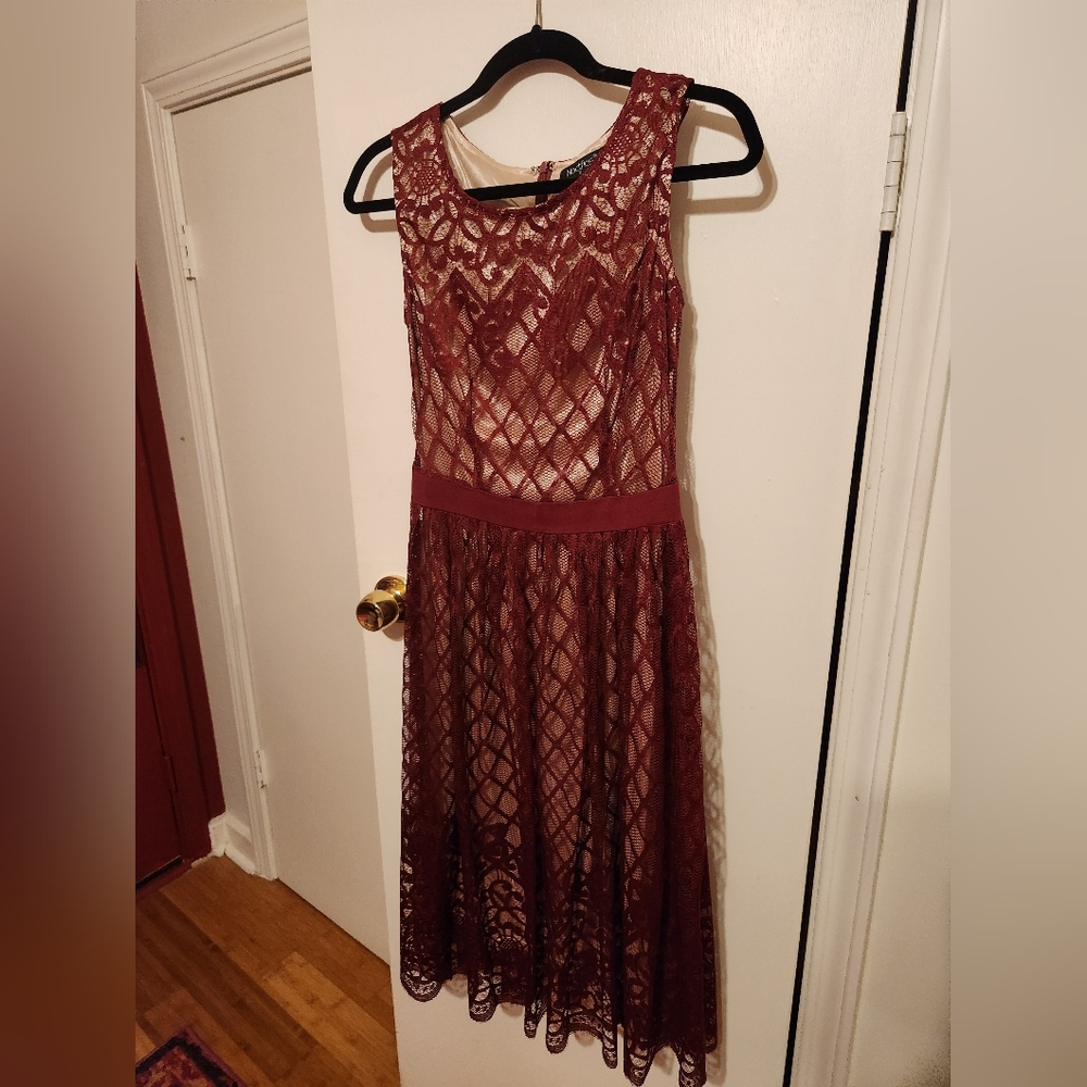 Elegant Burgundy Lace Dress